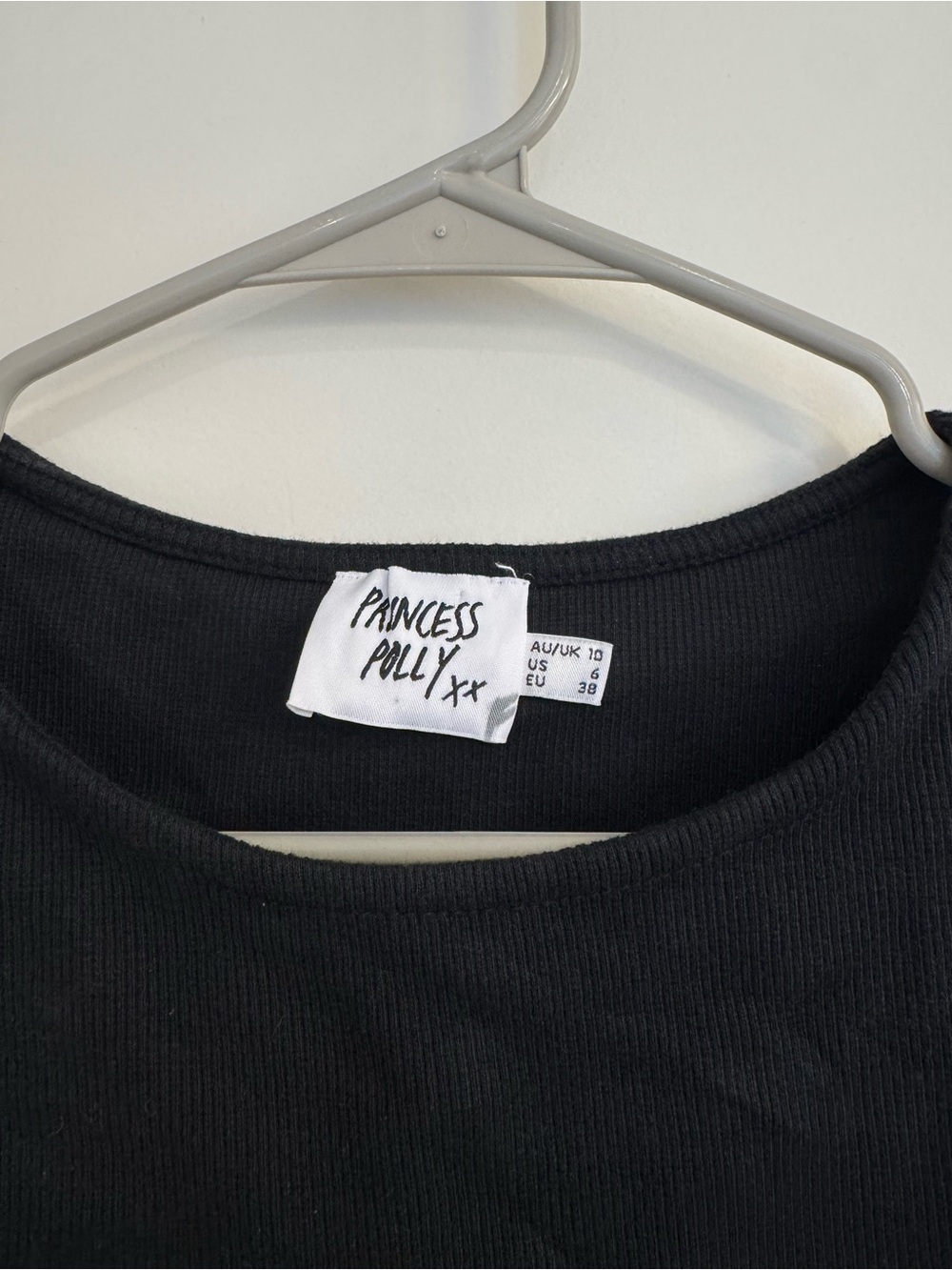 Princess Polly Black Ribbed Crop Top - Picture 3 of 8